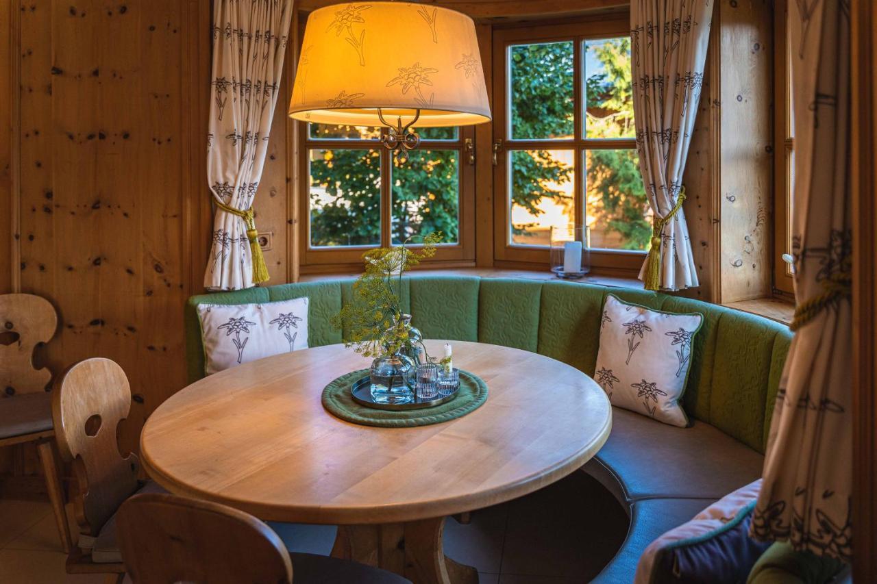 Chalet Crown Of The Alps By We Rent Zell am See Bagian luar foto